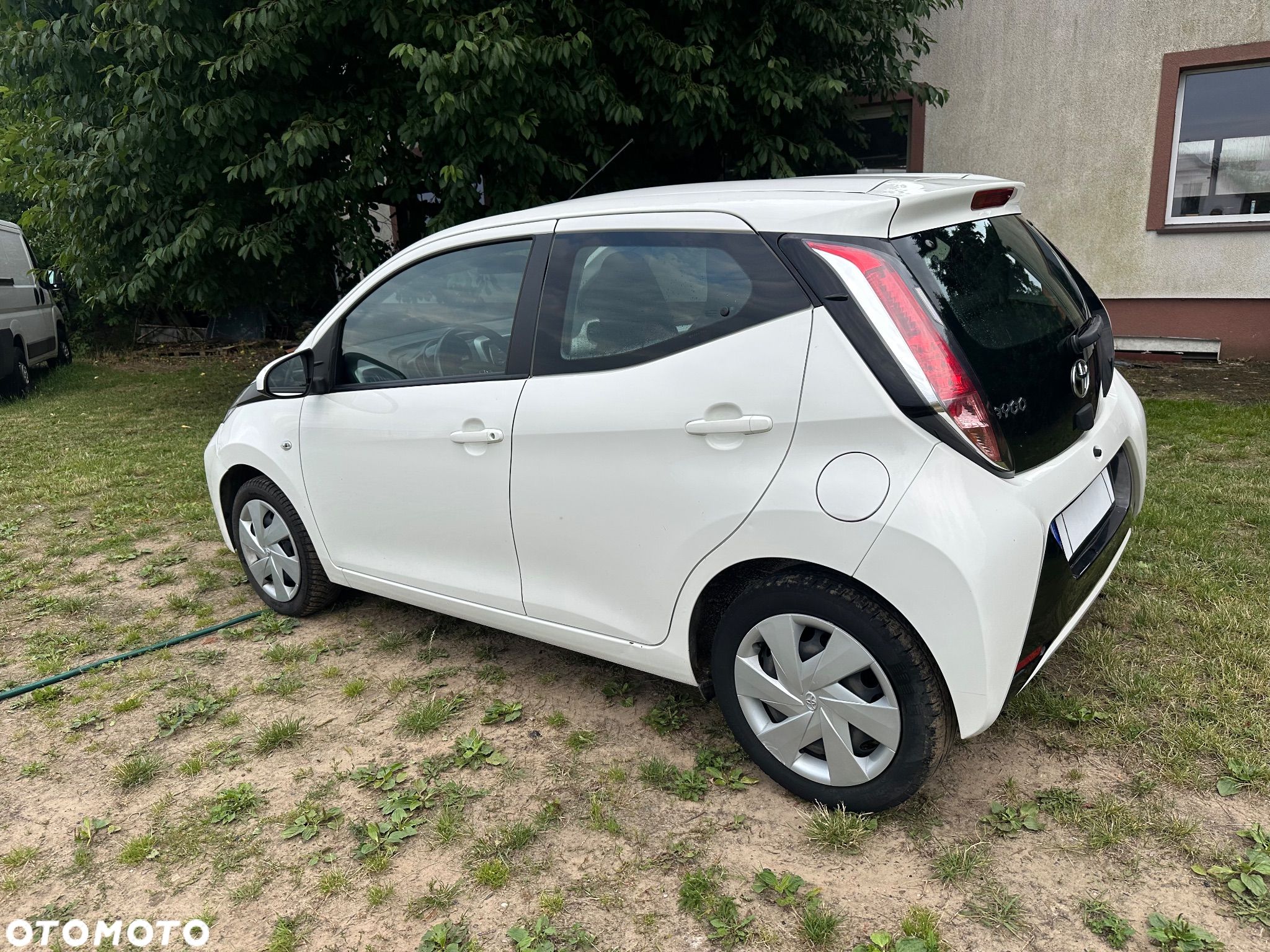 Toyota Aygo 1.0 VVT-i JBL Edition - 1