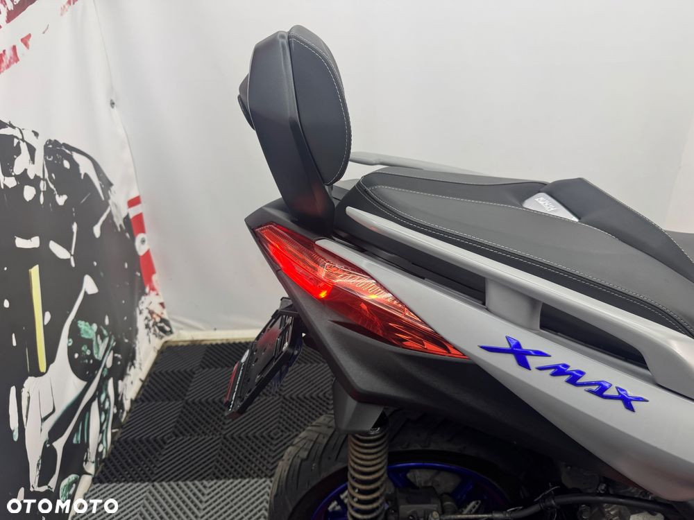 Yamaha X-max - 32
