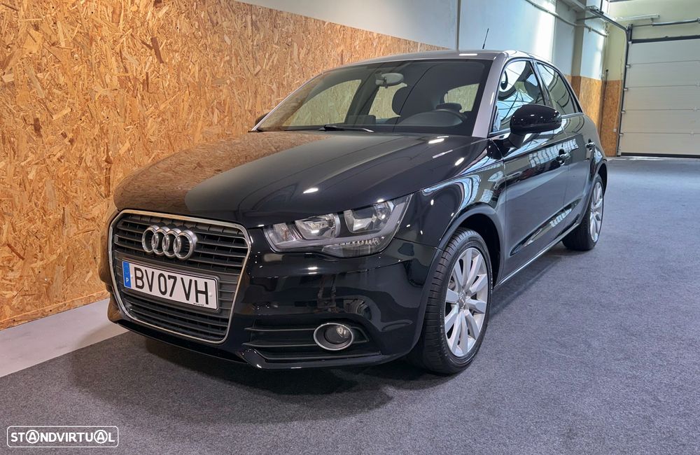 Audi A1 1.2 TFSI Attraction - 2