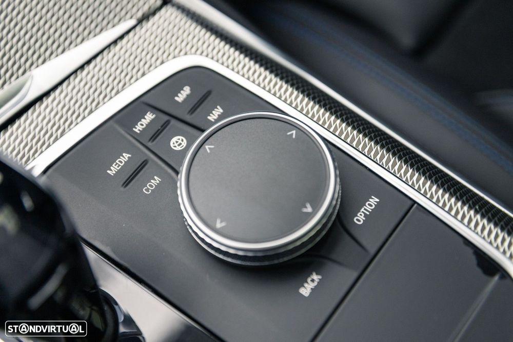 BMW 330 e iPerformance Pack M - 46