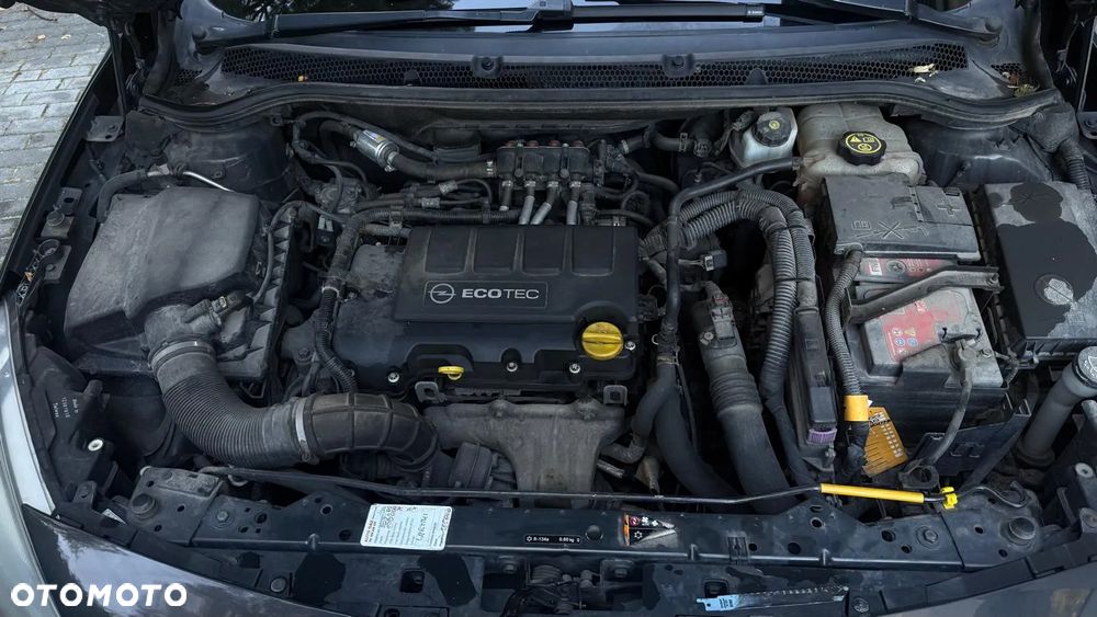 Opel Astra IV 1.4 T Active - 4