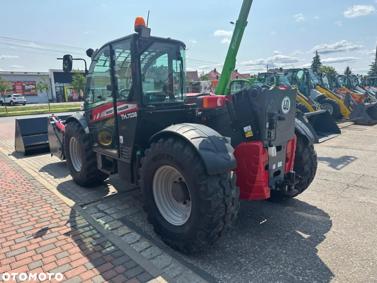Massey Ferguson TH.7038 - 12