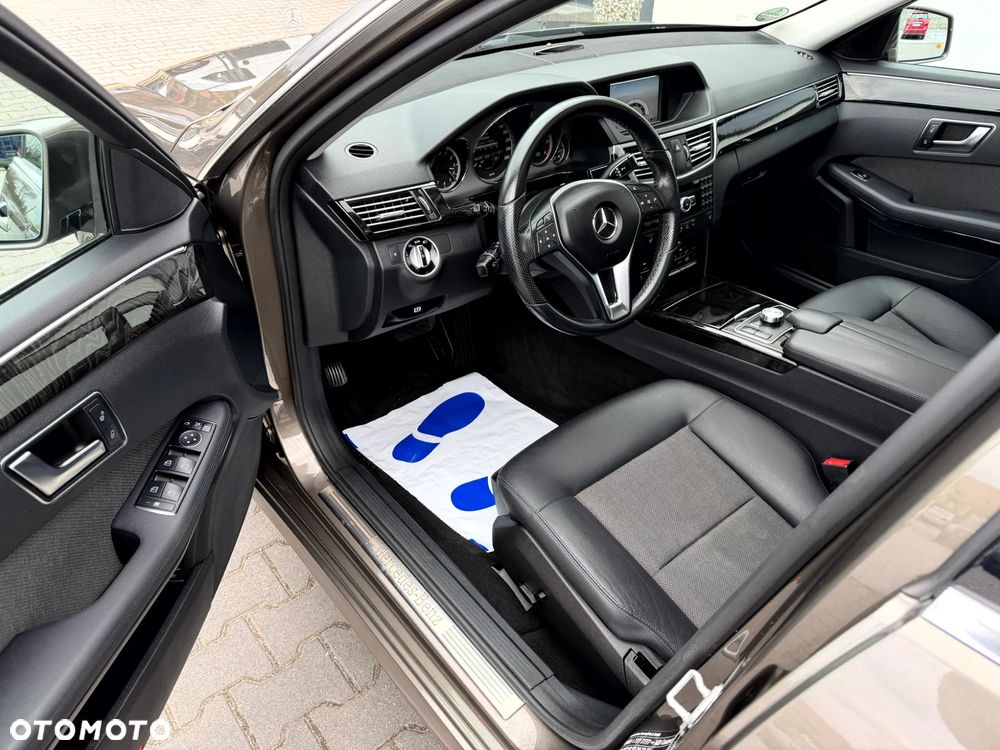 Mercedes-Benz Klasa E 350 CDI DPF BlueEFFICIENCY 7G-TRONIC Avantgarde - 9