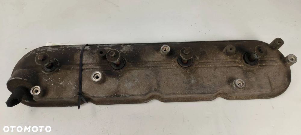 pokrywa zaworów 12570696 Cadillac Escalade 6.2  2007r. - 4