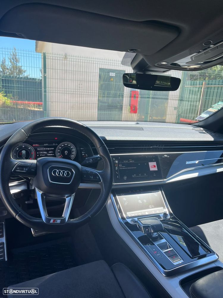 Audi Q8 - 10