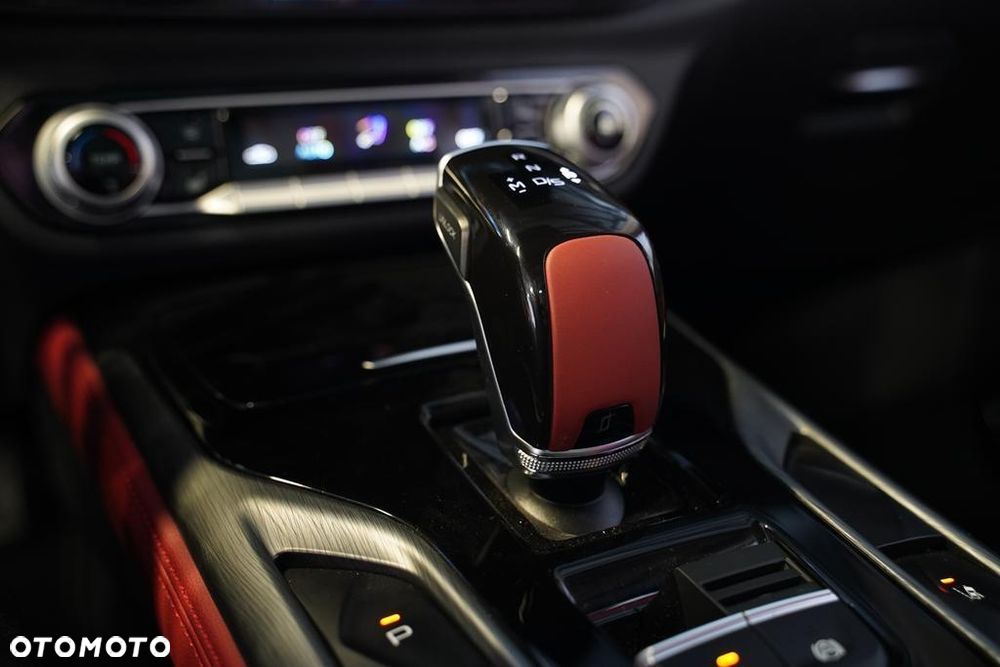 Bestune T77 1.5T Business DCT - 21