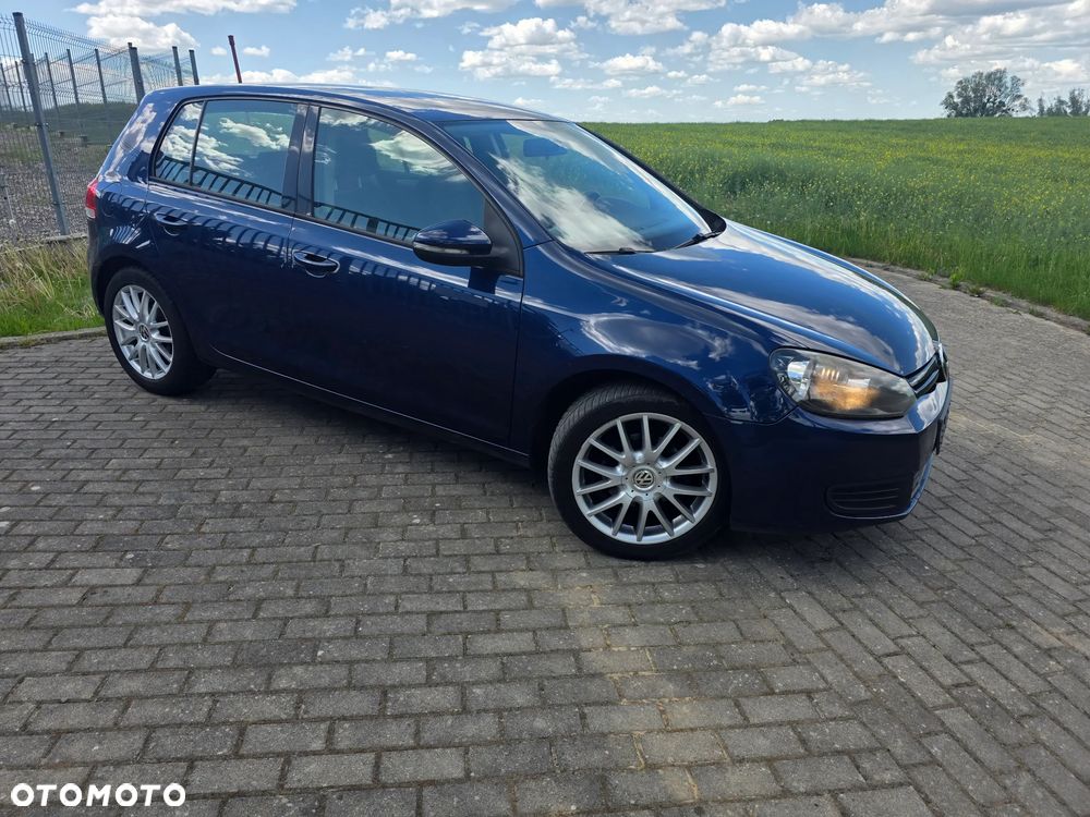 Volkswagen Golf - 8