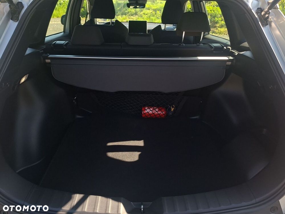 Toyota Corolla Cross - 11