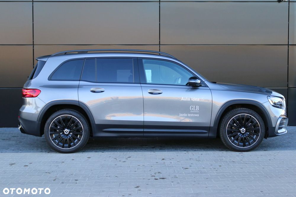 Mercedes-Benz GLB 200 AMG Line 7G-DCT - 5