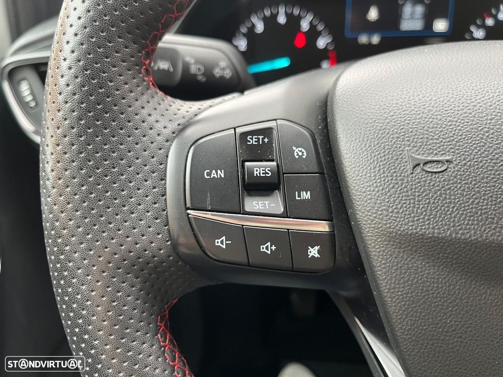 Ford Fiesta 1.0 EcoBoost ST-Line - 17