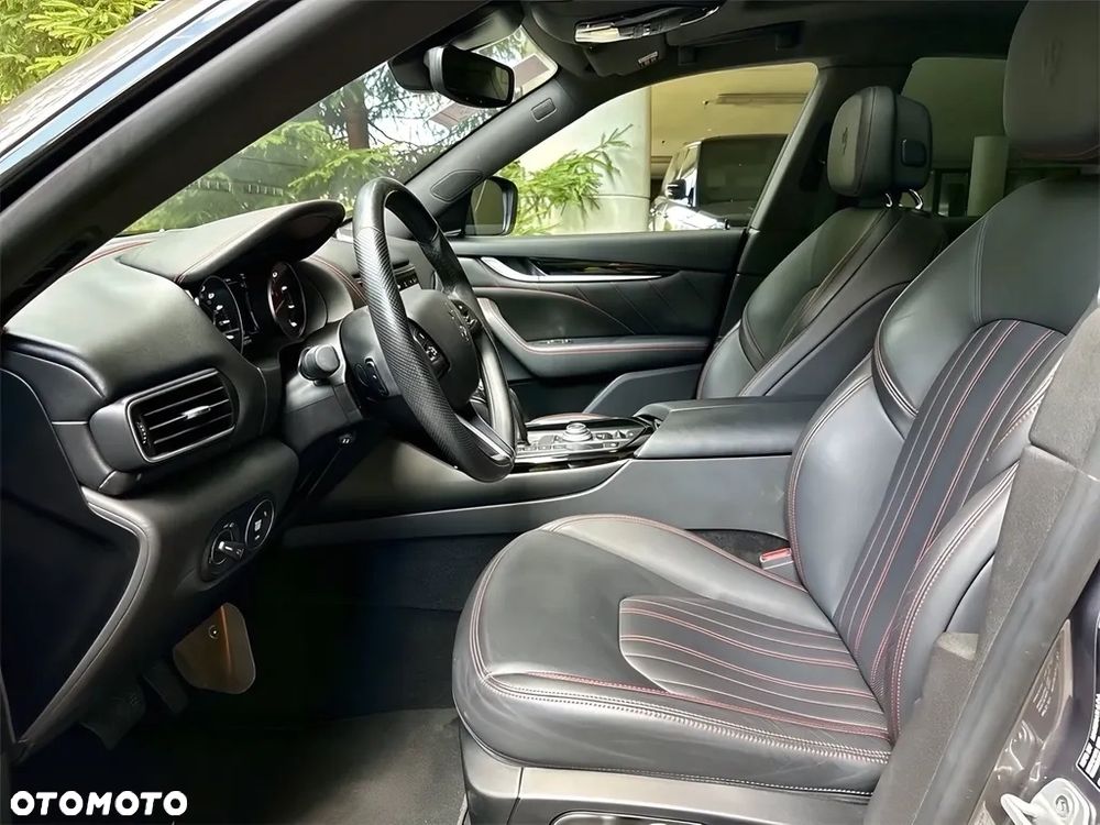 Maserati Levante Q4 - 7