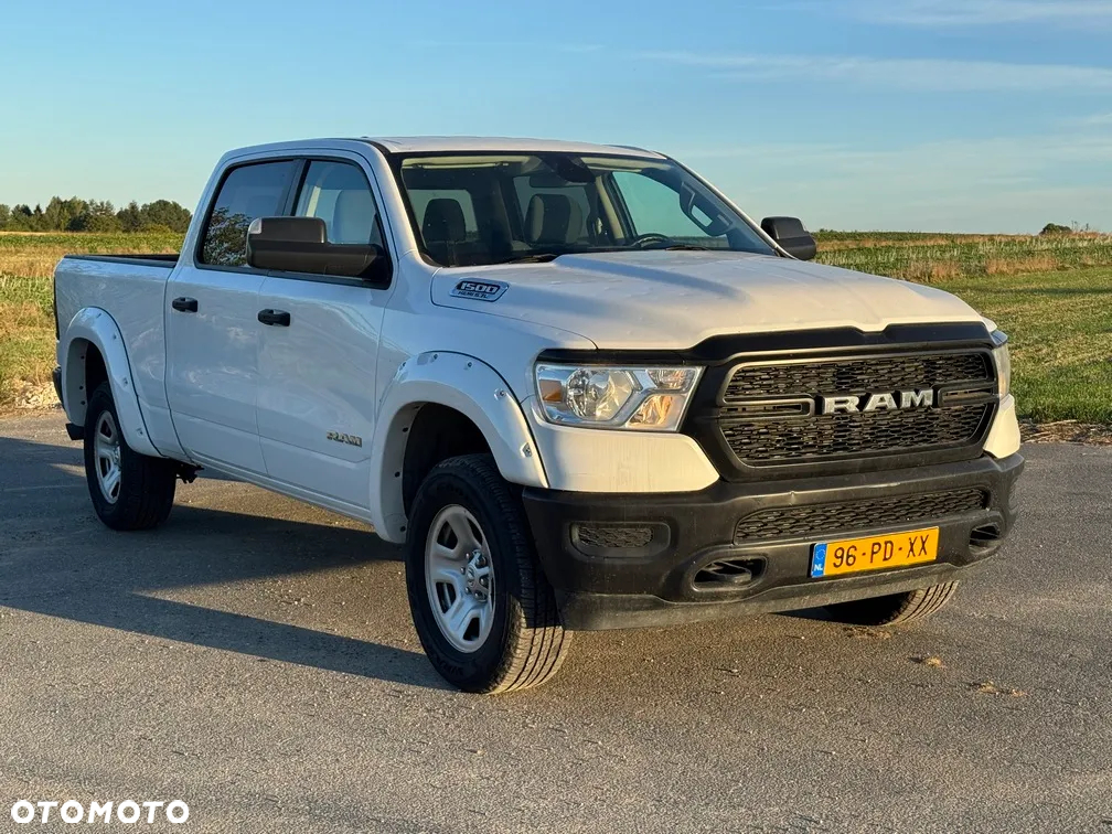 Dodge RAM 1500 5.7 4x4 - 19