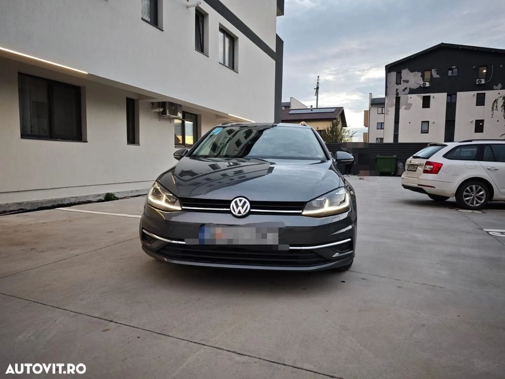 Volkswagen Golf 1.6 TDI DSG Highline - 1