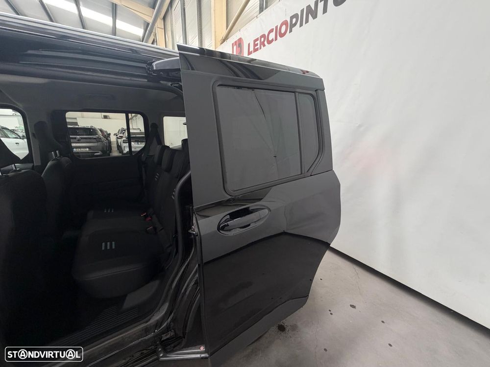 Ford Tourneo Courier 1.0 EcoBoost Active DCT - 16