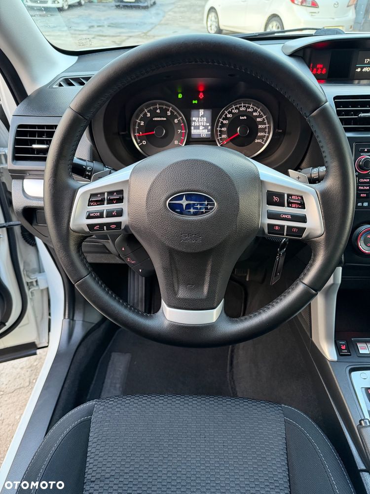 Subaru Forester 2.0i Platinum Lineartronic EU6 - 14