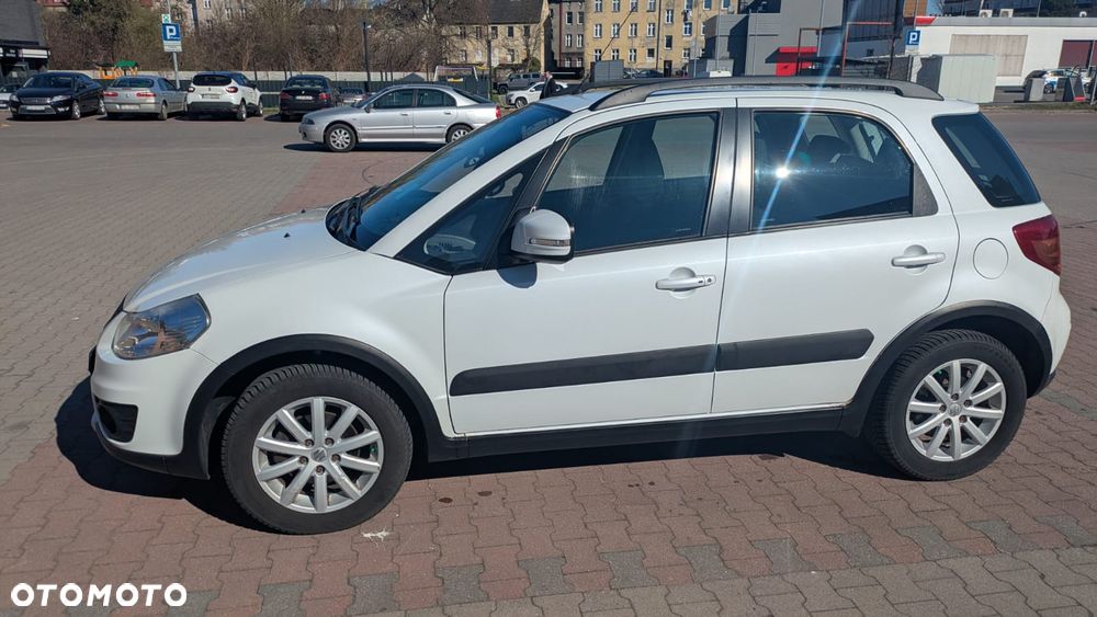 Suzuki SX4 2.0 DDiS Premium 4WD - 3