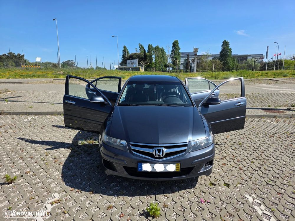 Honda Accord 2.0 Sport Auto. - 1
