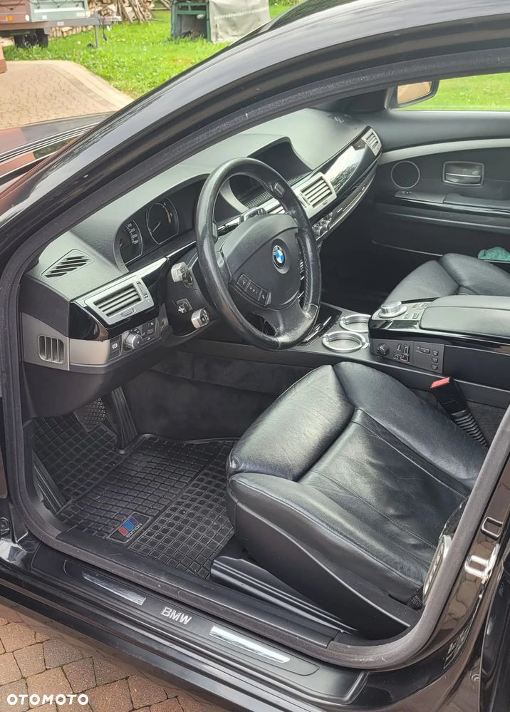 BMW Seria 7 - 7