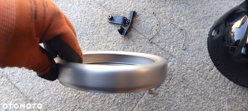TRIUMPH SCRAMBLER 1200 LAMPA REFLEKTOR LICZNIK ZEGARY STELAŻ UCHWYTY KIERUNKOWSKAZ CHŁODNICA BAK ZBIORNIK - 26