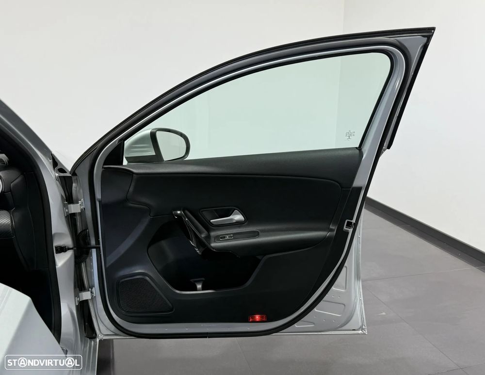 Mercedes-Benz A 180 d Progressive - 37