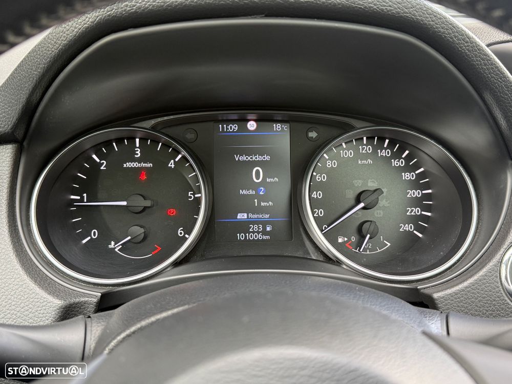 Nissan Qashqai 1.5 dCi N-Connecta J18+Led - 12