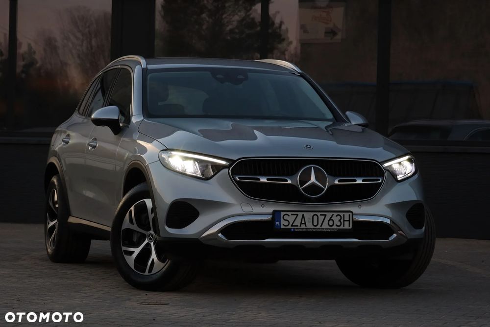 Mercedes-Benz GLC 300 e 4-Matic Avantgarde - 2