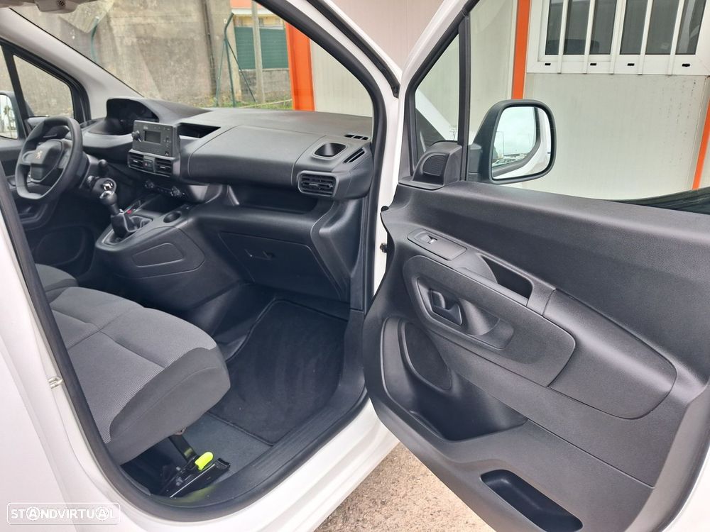 Peugeot Partner 1.6 BlueHDi L1 Pro 3L - 16