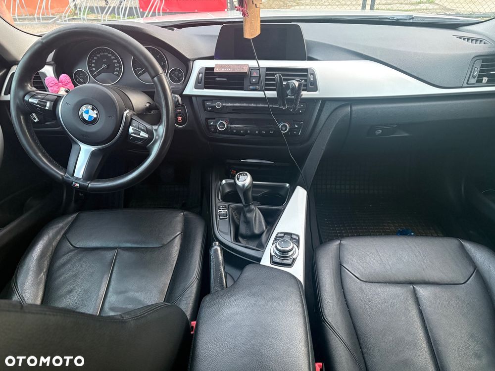 BMW Seria 3 320d - 6