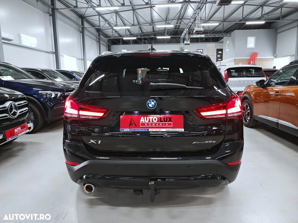 BMW X1 xDrive25e AT PHEV - 37