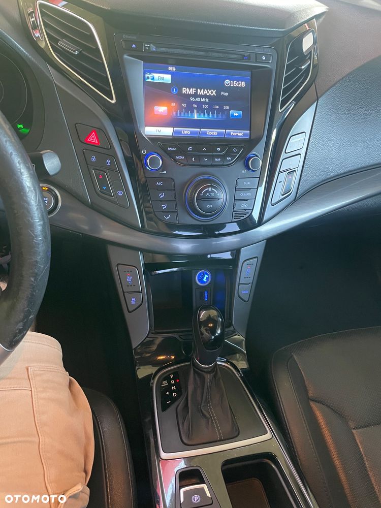Hyundai i40 1.7 CRDi Automatik Premium - 25