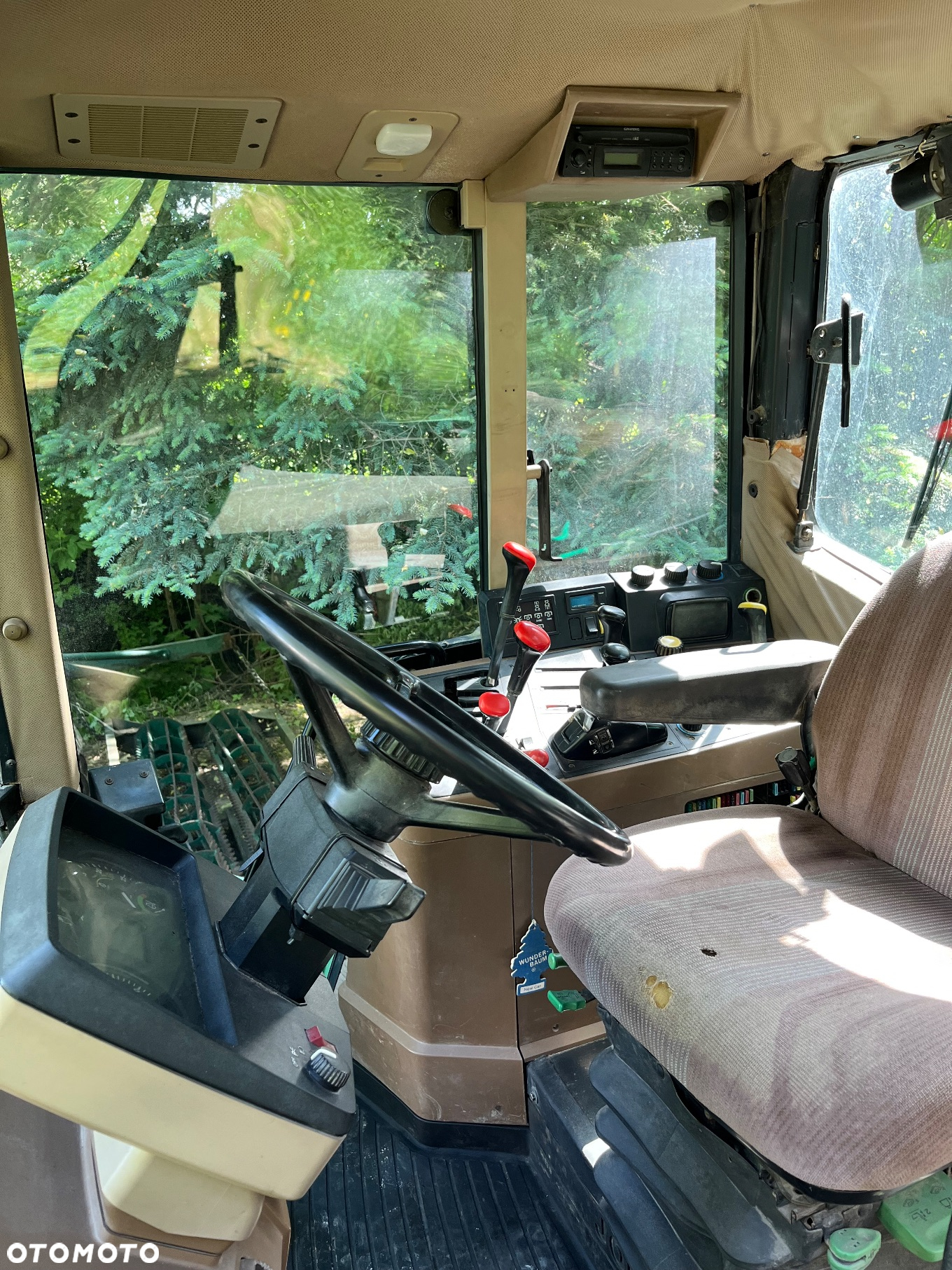 John Deere 6600 - 5