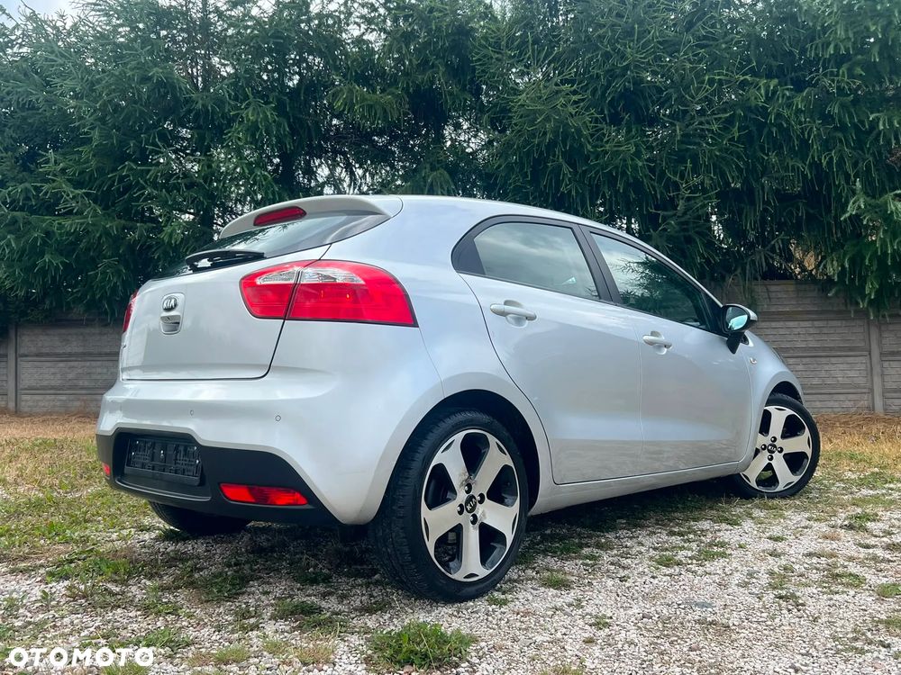 Kia Rio 1.2 Edition 7 - 9
