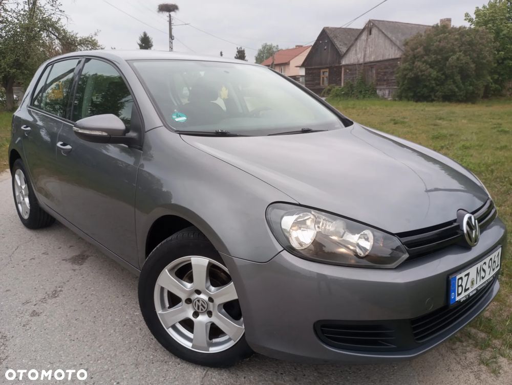 Volkswagen Golf - 2