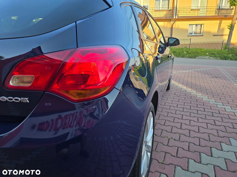 Opel Astra 1.4 Turbo Innovation - 16