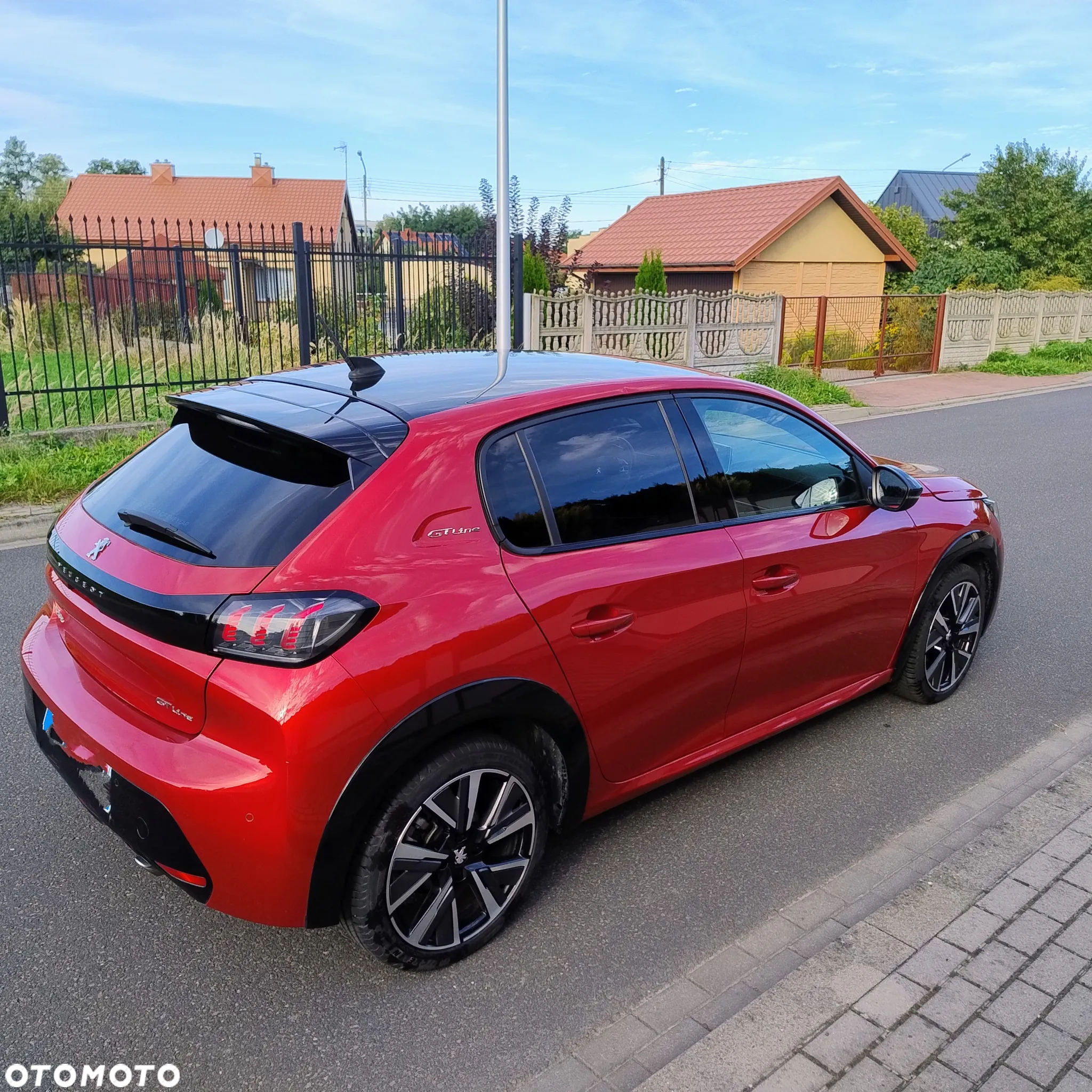 Peugeot 208 PureTech 100 GT - 5