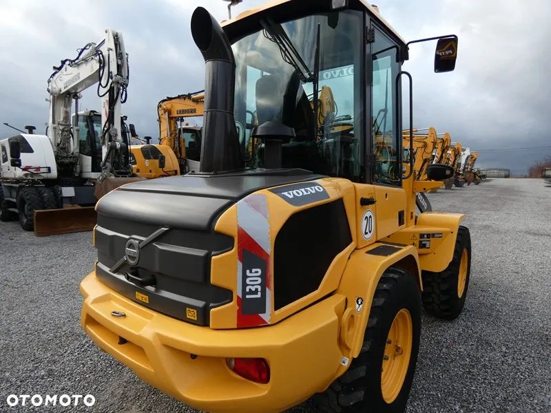 Volvo L30G Z Niemiec / 5.774mtg / kilka sztuk / - 26