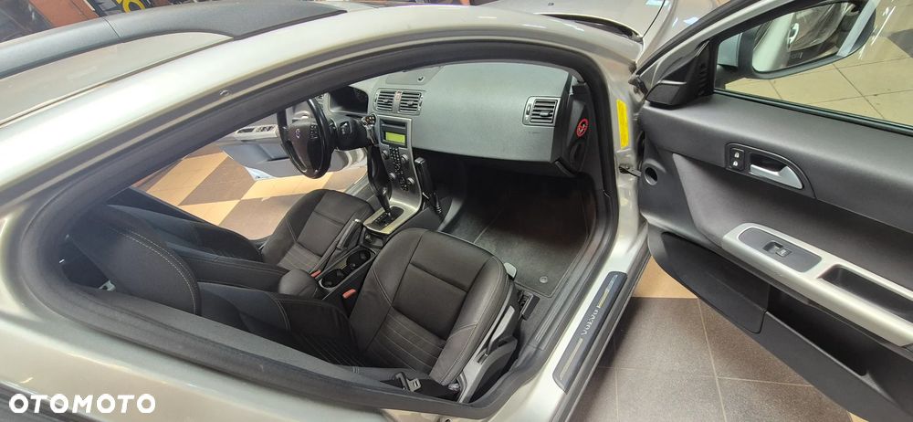 Volvo V50 2.4D5 Momentum - 9