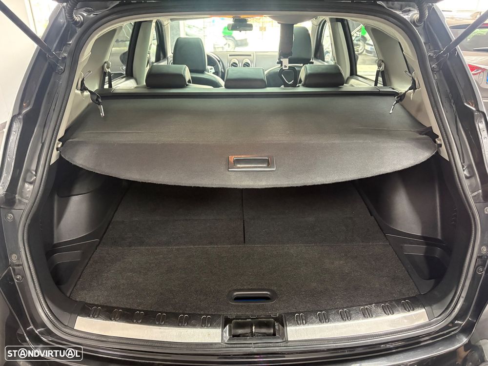 Nissan Qashqai +2 1.6 dCi Tekna Premium 18 360 - 17