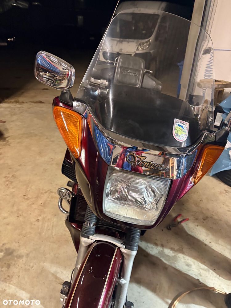 Yamaha XVZ - 3