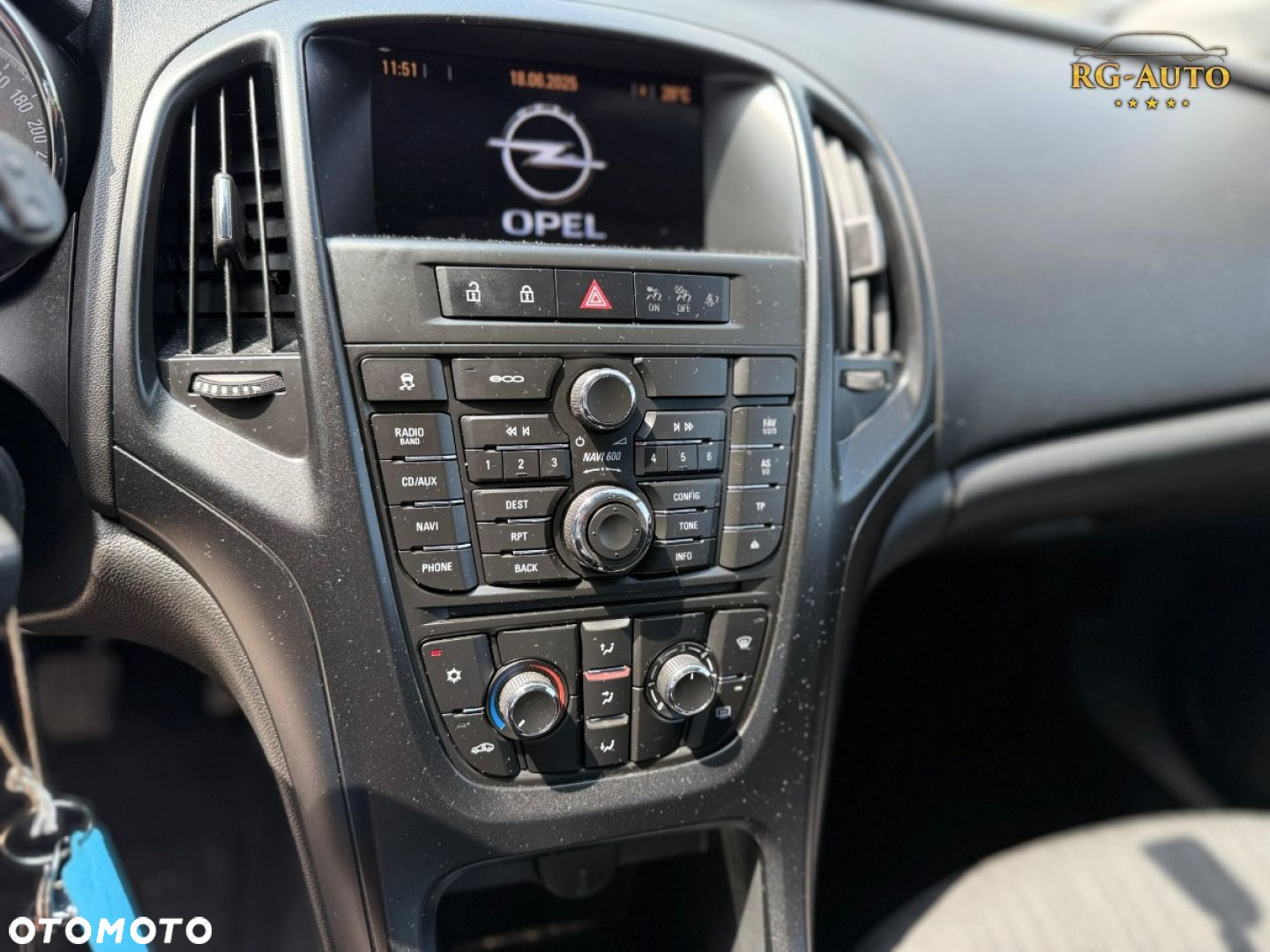 Opel Astra - 32