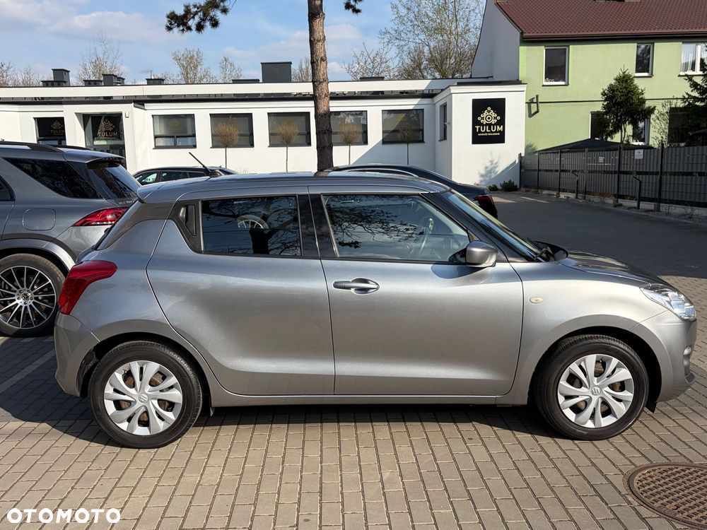 Suzuki Swift 1.2 Premium - 4