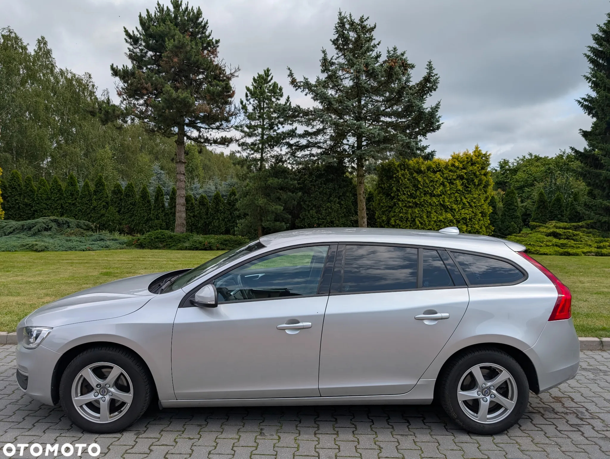 Volvo V60 - 24