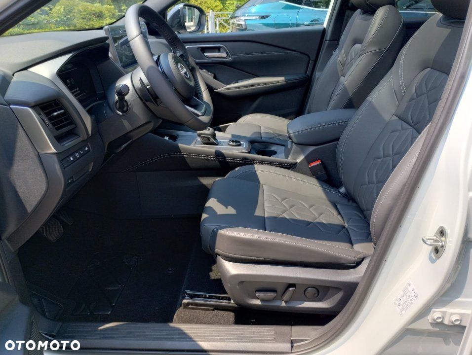 Nissan Qashqai - 11