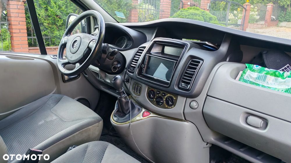 Opel Vivaro - 14