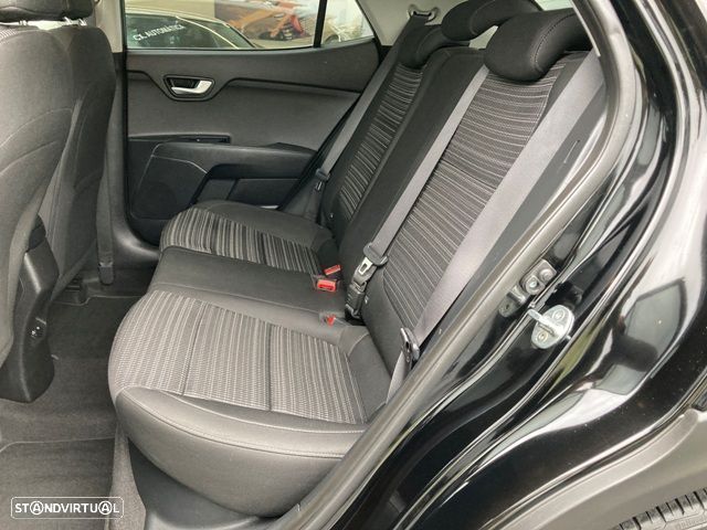 Kia Stonic 1.0 T-GDI 100 OPF DCT7 Vision - 33