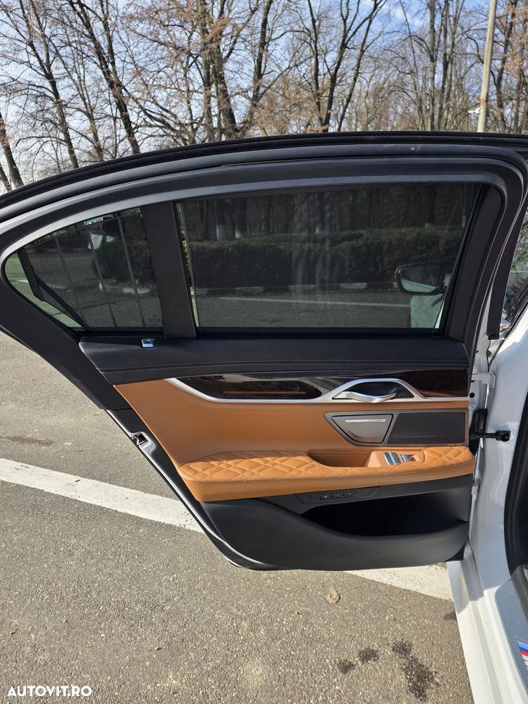 BMW Seria 7 750d xDrive - 18