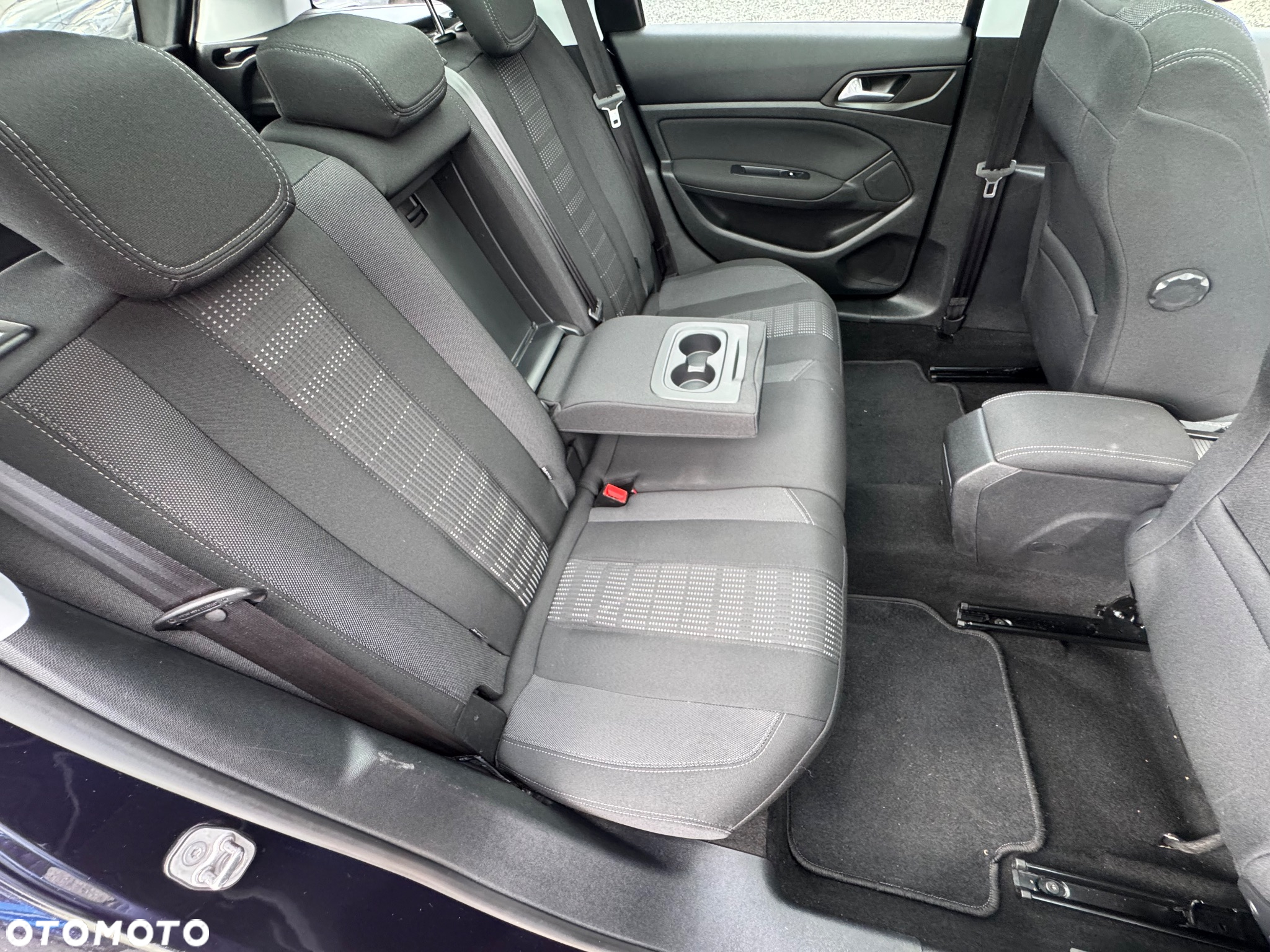 Peugeot 308 1.2 PureTech Allure S&S - 30