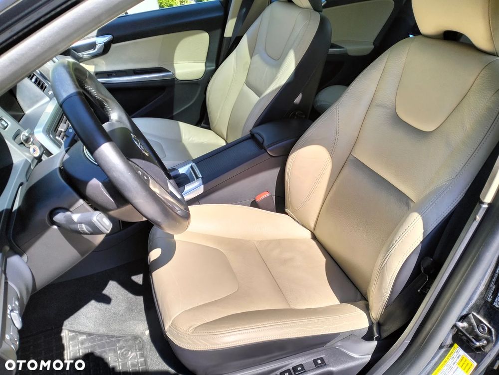 Volvo S60 T6 AWD Geartronic Kinetic - 7