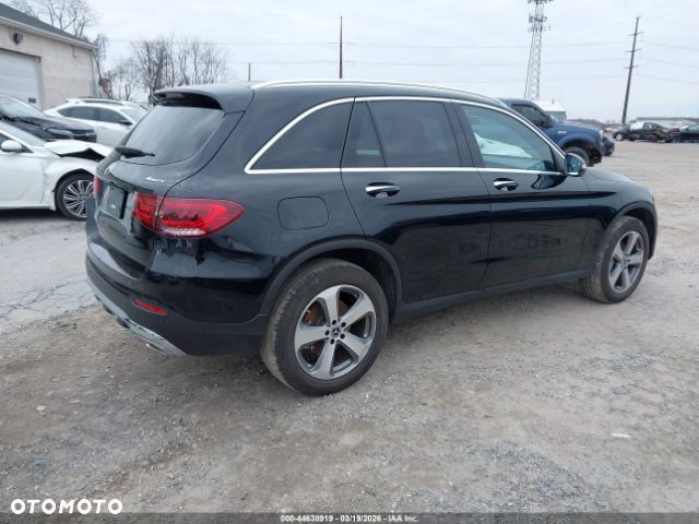 Mercedes-Benz GLC 300 4Matic 9G-TRONIC - 4