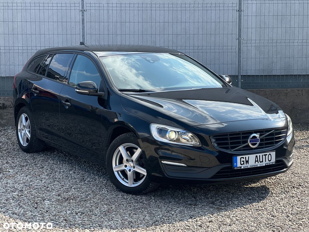 Volvo V60 D4 Momentum - 2